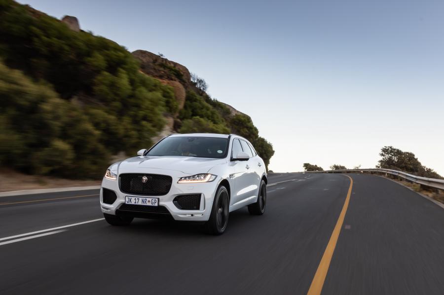  Jaguar F-Pace 25d AWD Chequered Flag 2020 года  (ZA) (фото 8 из 37)